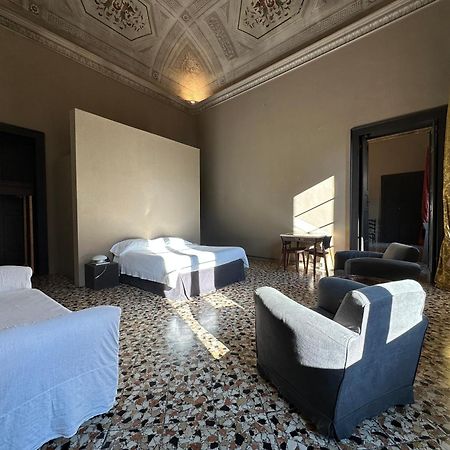 Palazzo Del Settecento Apartamento Ravena Exterior foto